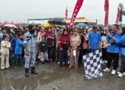 Hujan Tak Surutkan Semangat Warga Ikuti Jalan Sehat Sumpah Pemuda di Sungai Pinyuh