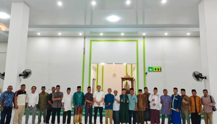 Sultan Melvin Serap Aspirasi Warga soal Pembangunan Masjid Kecamatan Semparuk